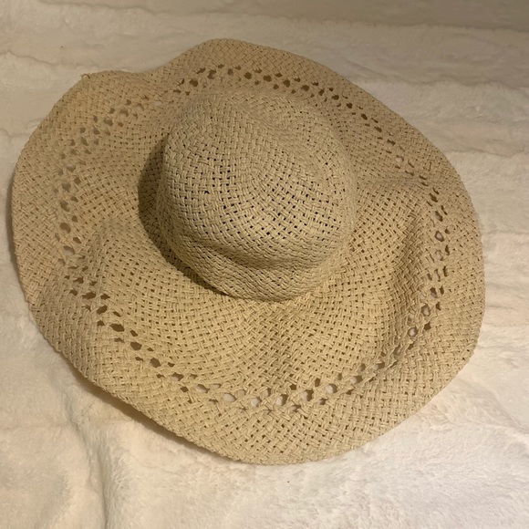 H&M | Woman Straw Hat - Picture 3 of 5